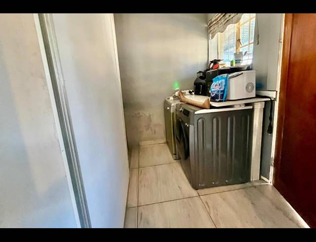 4 BEDROOM HOUSE FOR SALE IN REWLATCH